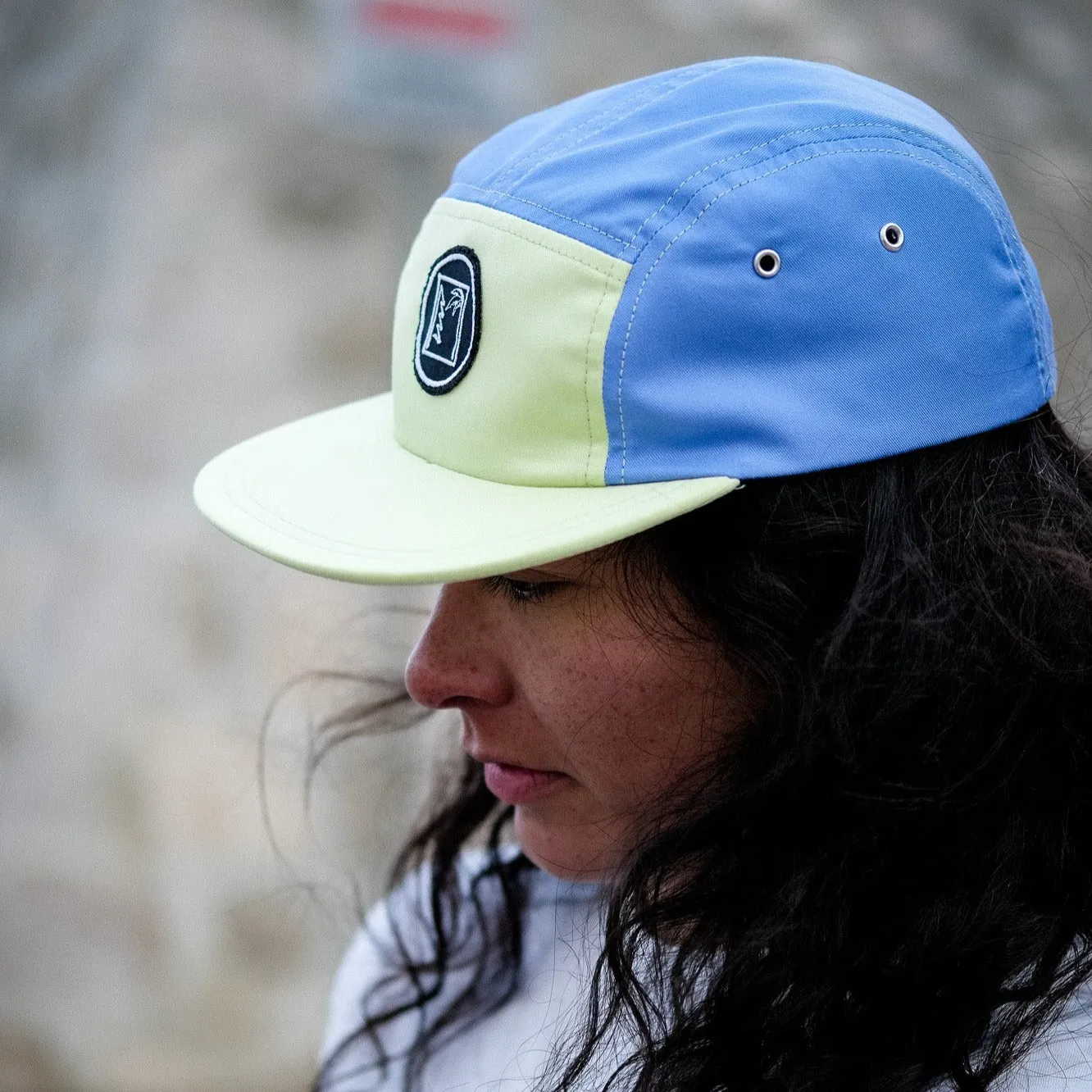 CASQUETTE 5 PANELS AZUR - bleu azur et vert anis pour femme