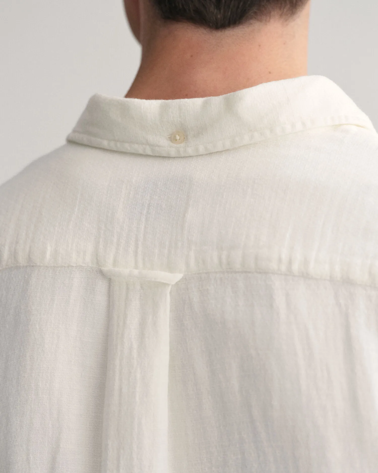 Chemise regular fit texturée en coton et lin à manches courtes