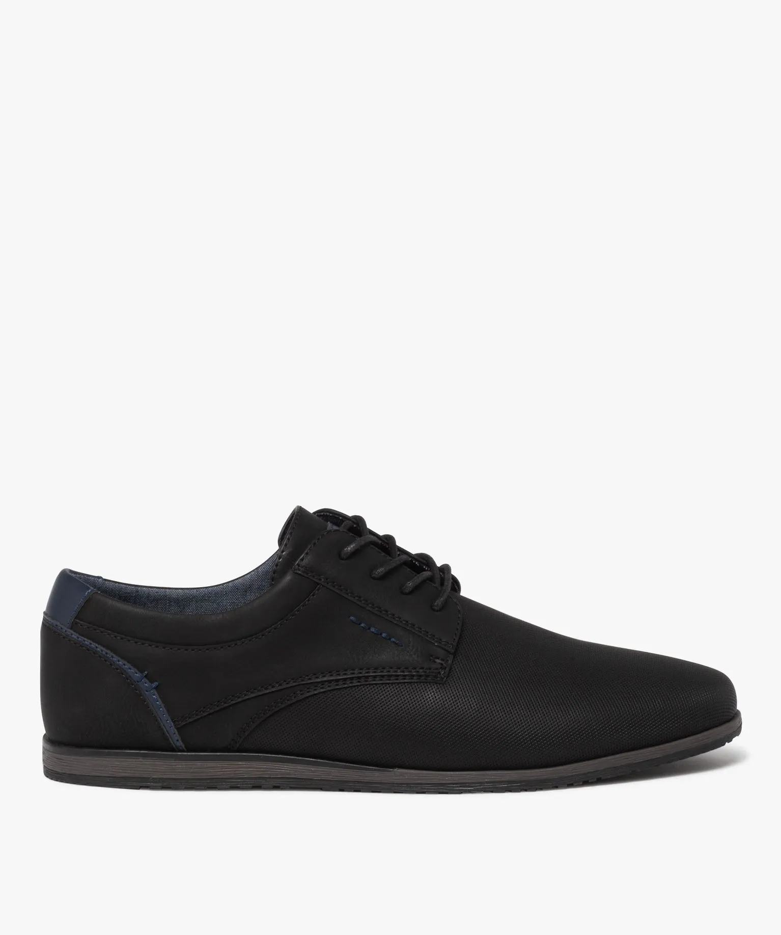 derbies homme unis bi-matieres a semelle contrastante noir vif