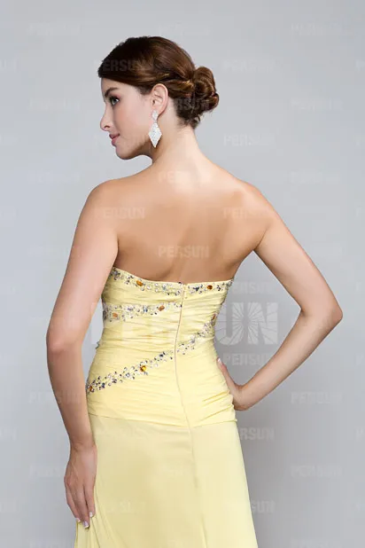 Robe demoiselle d honneur jaune longue bustier coeur avec une fente latérale