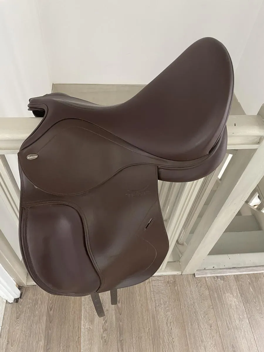 Selle dressage tekna S8