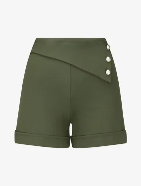 Short uni à boutons décoratifs